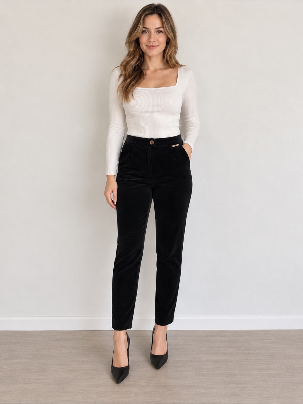 Geiger Austria Women’s Size 38 Black Velvet Tapered Pant Cotton Modal Vintage 90